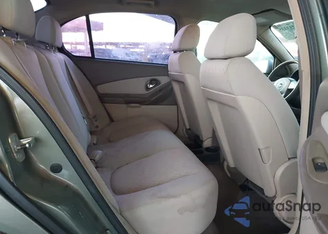 2004 Chevrolet Malibu z USA, uszkodzony, nr VIN 1G1ZS52FX4F135868